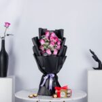 Whimsical Wonders Combo – Bouquet of pink roses with 16pc chocolates