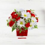 Magical touch – Mixed flowers in a vase